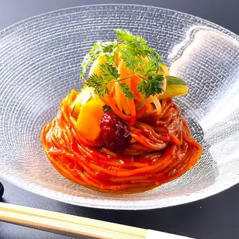 ビビン麺