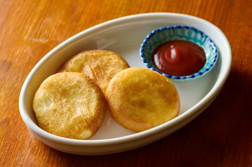 チーズ入りいも餅（２P）