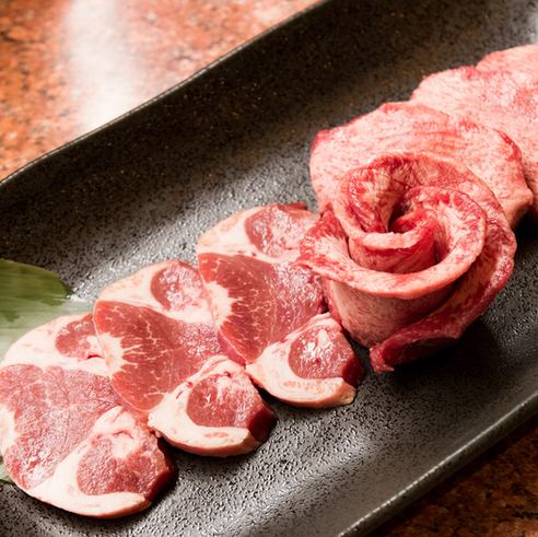 We recommend "Tanmori", which uses "raw tongue" that has never been frozen and can be tasted because it is a yatsugu.
