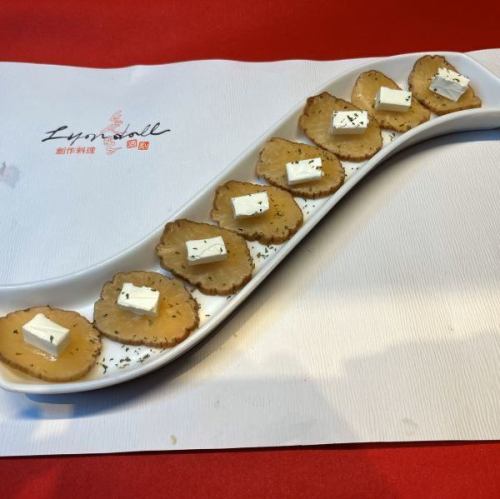 いぶりがっこクリームチーズ