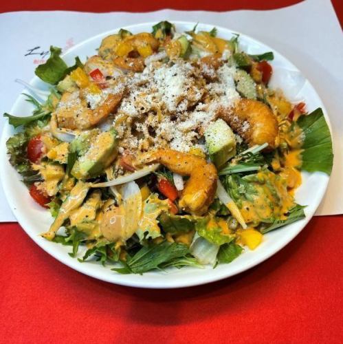 ガーリックシュリンプサラダ