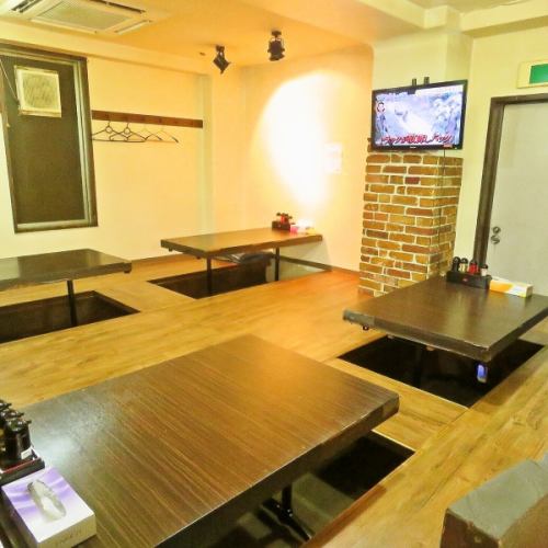 宴会最多可容纳 60 人。