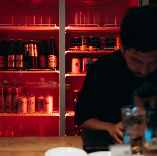 セルフでお取りいただけるショーケースもございます。