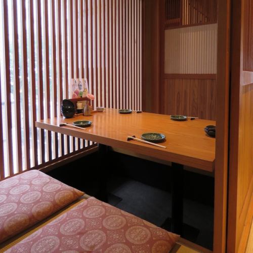 The popular sunken kotatsu seats at "Monaka no Naka" on the completely private floor.