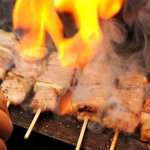 香ばしさ満点、串焼きの宴