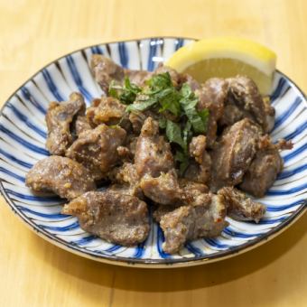 【逸品】ずりのガリバタ炒め