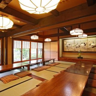 We have private rooms, tatami rooms, digging pits, table seats and seats ♪ You can use it in various scenes from small groups to groups!