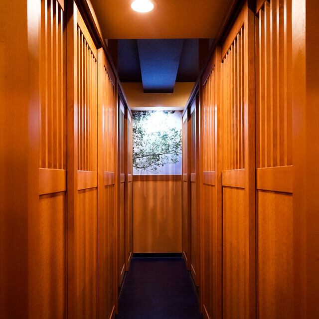 扉付き個室のお席をご用意♪お気軽にお問合せください！