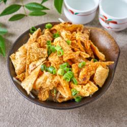 地鶏の皮がりがり焼きポン酢和え