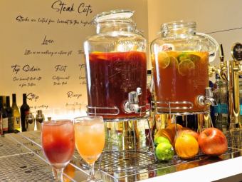 점심 【느긋하게 3시간 음료 무제한 플랜】15종 슈라스코 & 알코올 음료 무제한 6,665엔→5,800엔