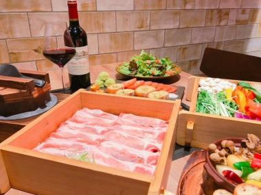 【净预订限量肉增量和甜点套餐】金猪王的蒸汽套餐相当于4500日元⇒3500日元!!