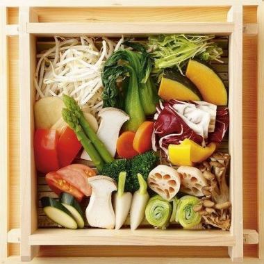 【昼から女子会♪】ランチ限定♪金豚王&野菜のせいろ蒸し!ランチセット5品+ドリンク付1980円!
