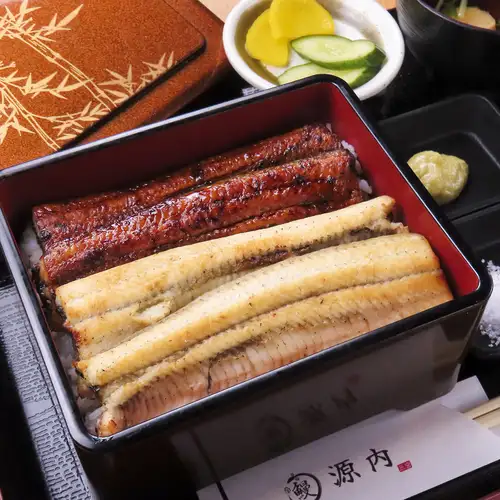 白焼とタレ焼きの鰻重 松