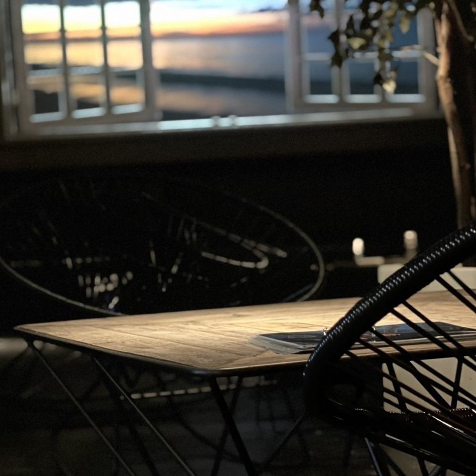 ゆったり座れるソファーも完備