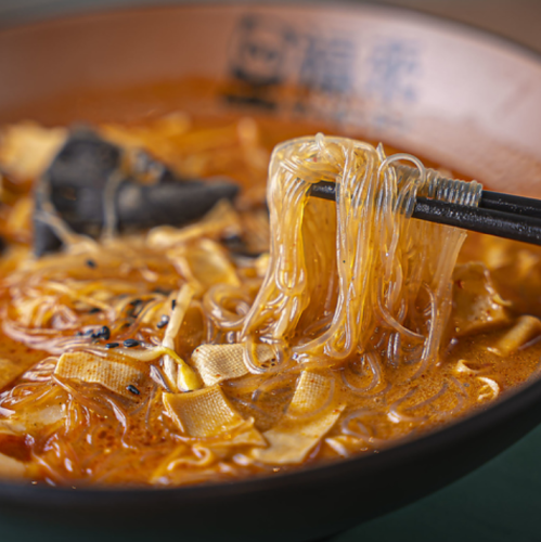 ◆こだわりの麻辣湯(伝統的なスープ)を堪能◆