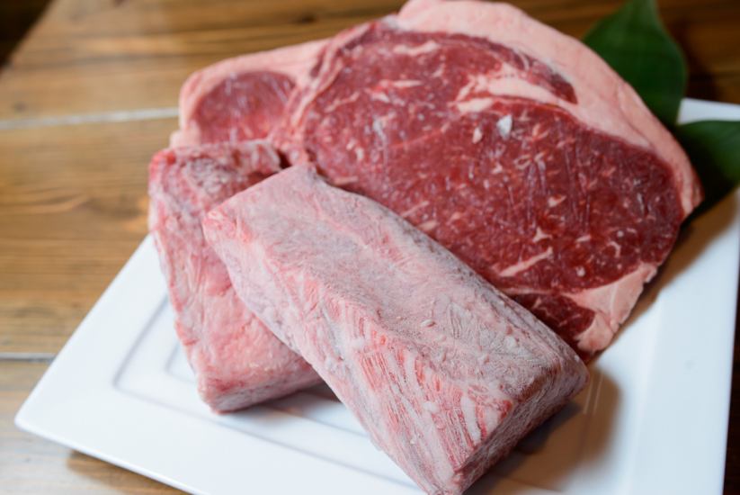 The tender and soft meats that are carefully selected and purchased are also popular!