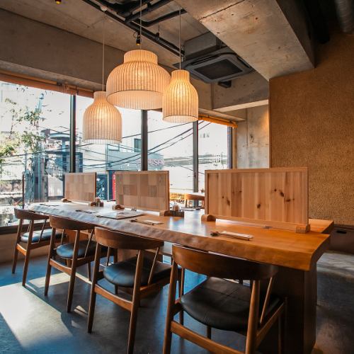 《お1人様でも気兼ねなくご利用いただけるカウンター席です◎》