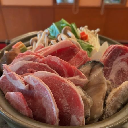 [Course 6000 yen] Includes a choice of hotpot! Includes a variety of local sake and 2 hours of all-you-can-drink