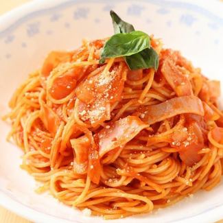 トマトパスタ