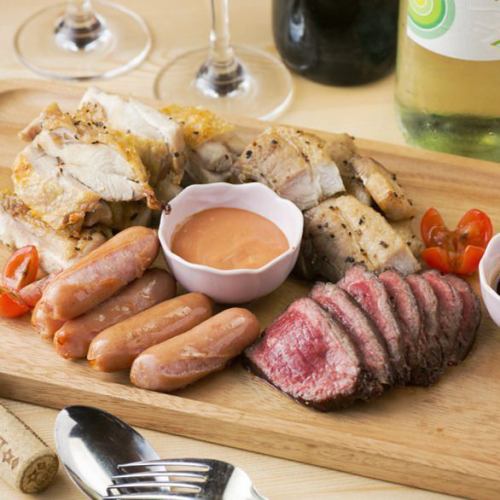 特製4種の肉盛りプレート☆～自家製和風ソース～1480円