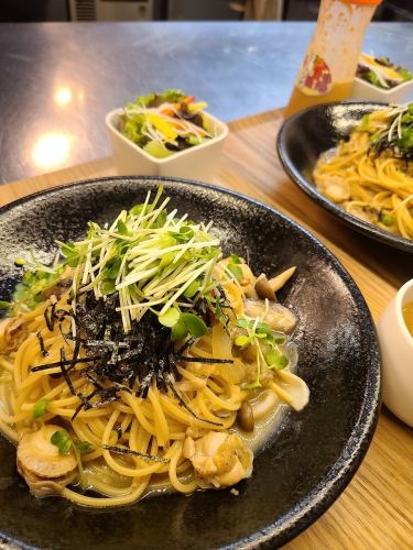 버섯과 베이컨의 일본식 파스타