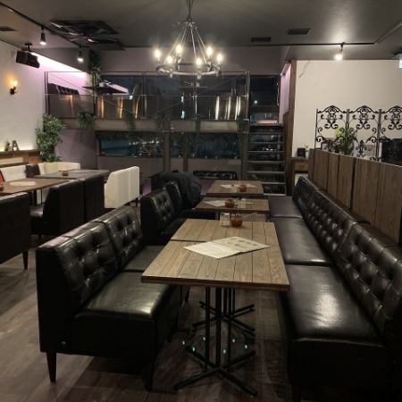 【店舗前面】5,500円コース<全10品程度>28名様~40名様!150分(L.O30分前)セルフ飲み放題付き