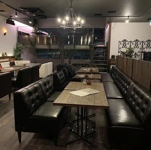 【店舗前面】6000円コース<全10品程度>28名様～40名様！150分(L.O30分前)セルフ飲み放題付き