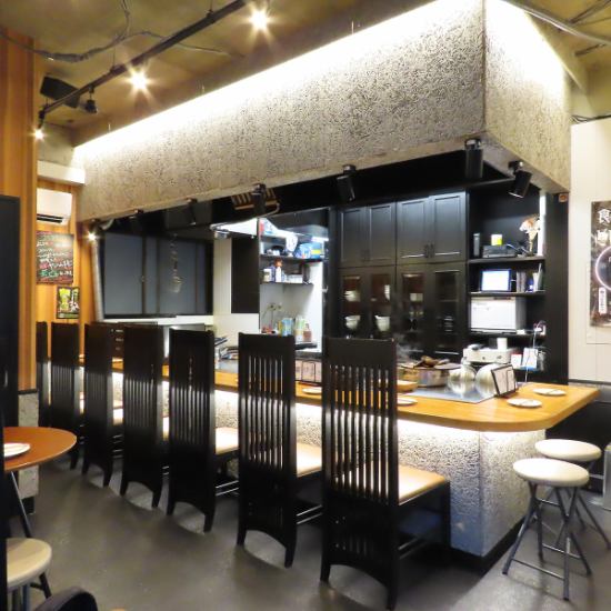 ゆる～く飲めてゆる～く食える鉄板バル♪お一人様大歓迎です！