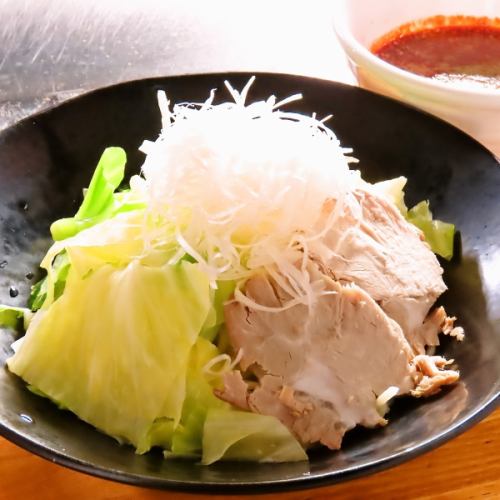 攻めた辛さがクセになる♪「広島風つけめん」