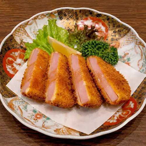 Old-fashioned ham cutlet