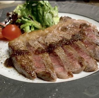 【本日のメイン料理】国産牛サーロインステーキ