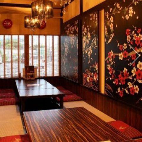 We accept reservations for various banquets! How about holding a banquet in a spacious tatami room?