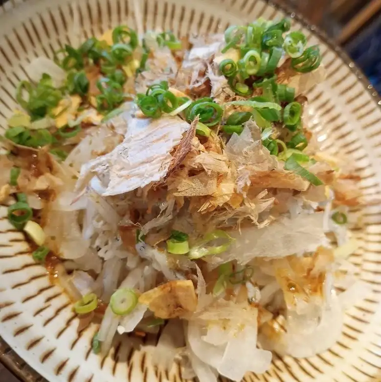オニスラしらすサラダ