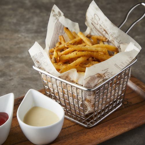 ガリバタフライドポテト