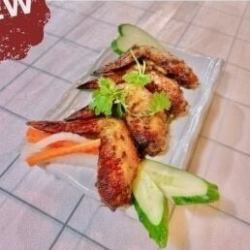 Grilled chicken wings