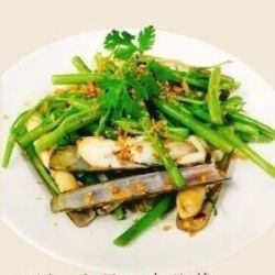 Agemaki shellfish and water spinach