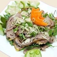 Steamed goat meat / Sweet and sour goat meat salad / Stir-fried goat meat