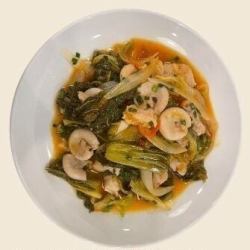 Stir-fried pork shank and pickled mustard greens / Steamed pork shank each