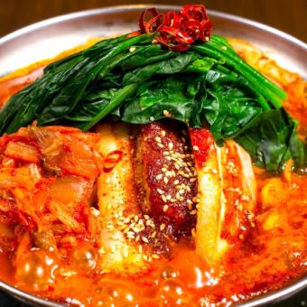 [Korean-style offal hotpot included☆All-you-can-eat and drink] 2 hours of all-you-can-drink included♪Korean-style offal hotpot included★All-you-can-eat of 50 types for 3,980 yen