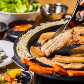 [All-you-can-eat] Korean-style yakiniku ★ After all, the No.1 all-you-can-eat samgyeopsal 2,580 yen