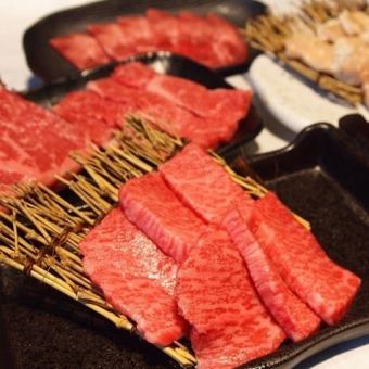 【3-4人份】高級牛肉烤肉拼盤 11,000日圓（含稅）