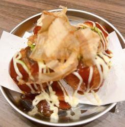 Deep fried takoyaki (4 pieces)