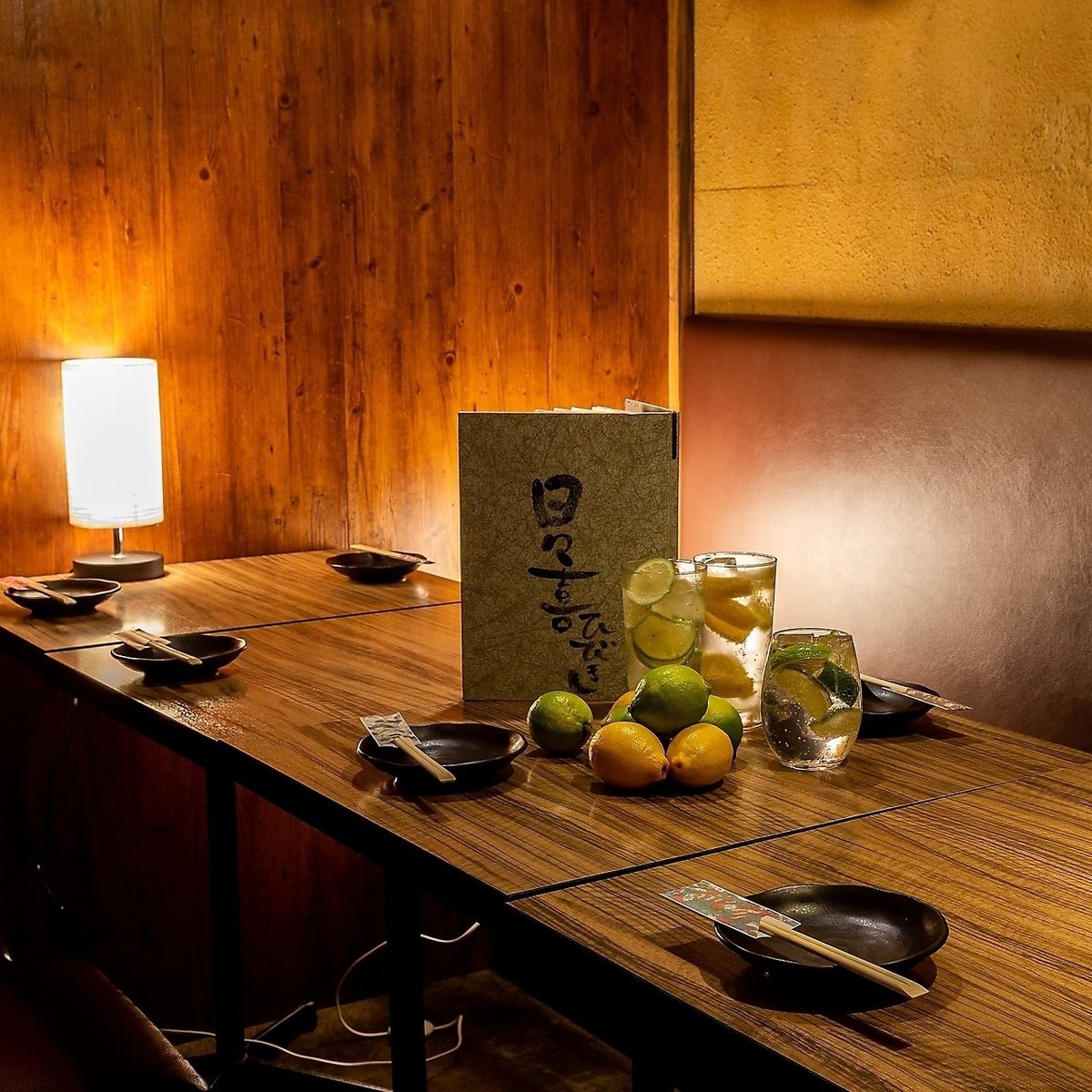 We have private rooms that can accommodate up to 8 to 12 people ♪ Perfect for welcome and farewell parties!