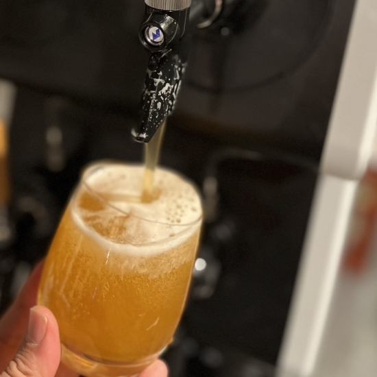 2時間飲み放題1600円！3階のご利用なら生樽のご用意も可能！