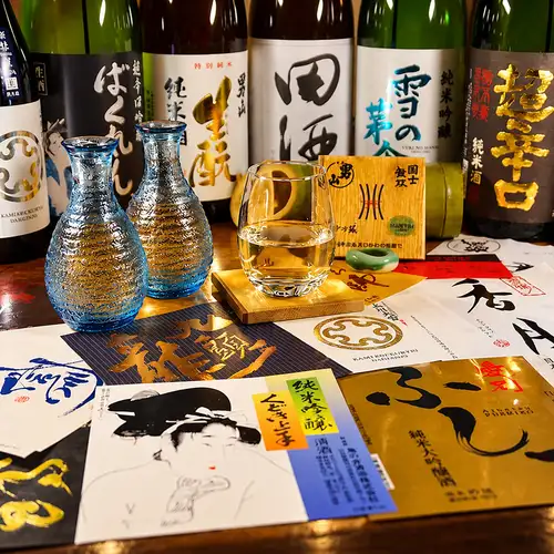 店主精心挑選的日本各地的優質清酒令人難以抗拒。