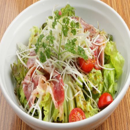 Grilled Joshu beef salad