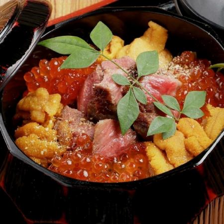 《2.5 hours all-you-can-drink x 8 dishes》Luxurious dishes including assorted sashimi, platter of seaweed and diced steak [Kaede course]