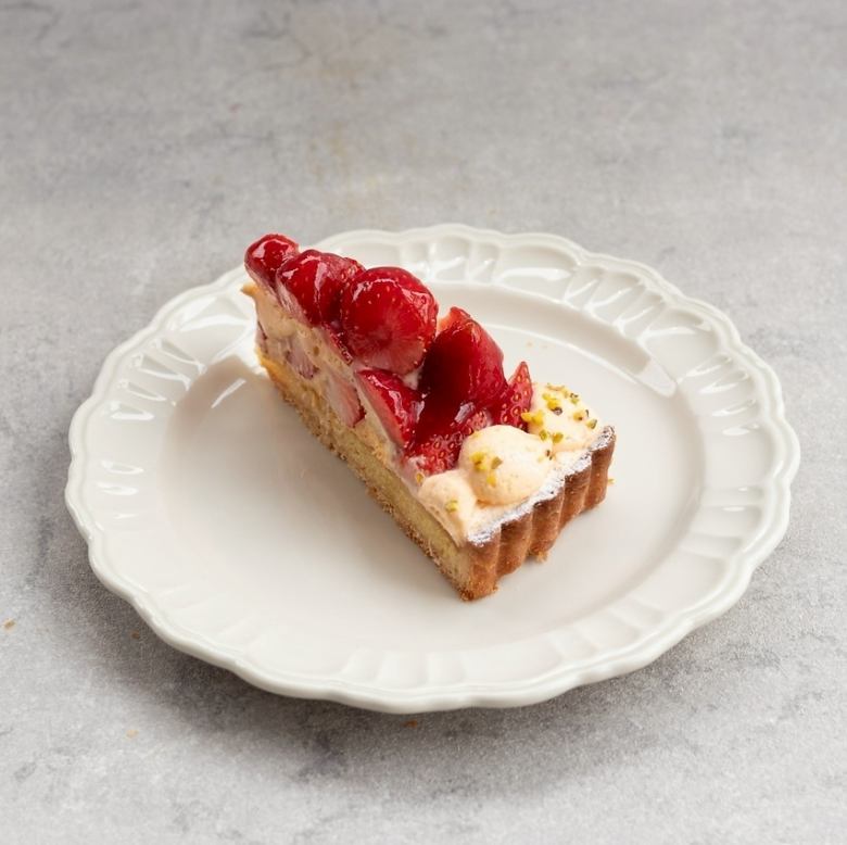 国産いちごのタルト