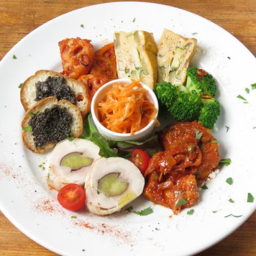 ≪First of all, this is it!≫ Today's appetizer platter for 2 people