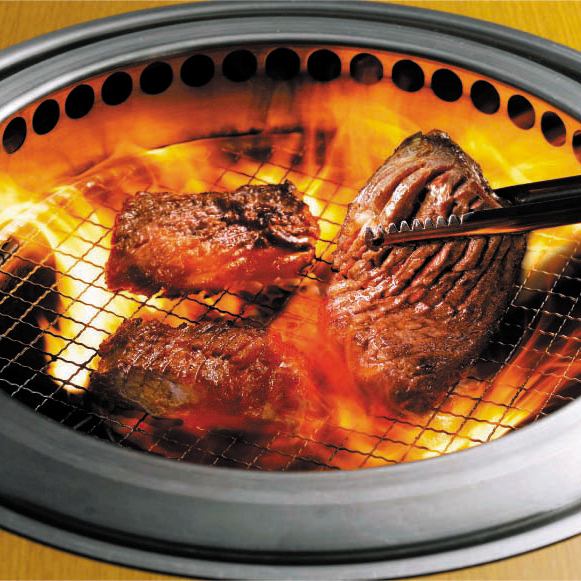 Enjoy the delicious meat of Yakiniku King to your heart's content♪
